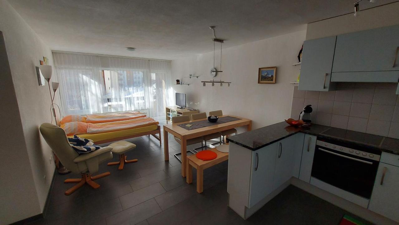 Ferienwohnung Zayetta Ice Cube Nr. 11 เซอร์แมท ภายนอก รูปภาพ